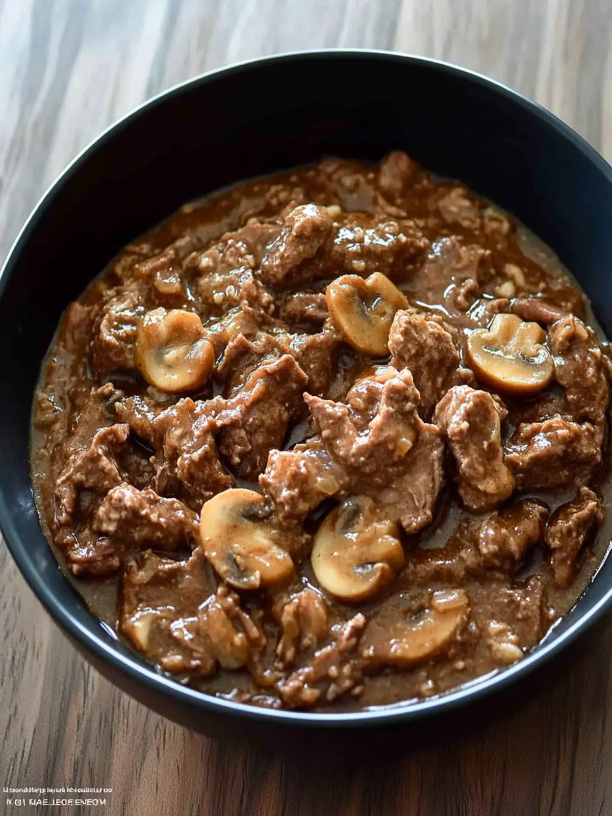 Garlic Pepper Beef in Mushroom Gravy